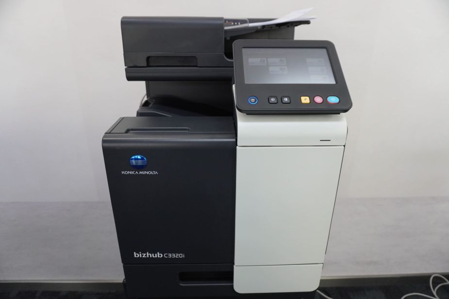 Konica Minolta Bizhub C3320i A4 Farblaserdrucker Kopierer Netzwerkdrucker mit 1 Kassette und DUAL-Scan! Nur 6.900 Seiten!