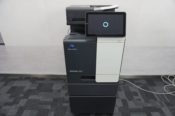 C3351i