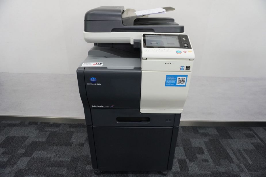 Konica Minolta Bizhub C3351 A4 MFP Farblaserdrucker Kopierer Netzwerk-Laserdrucker Scanner 1 Kassette!